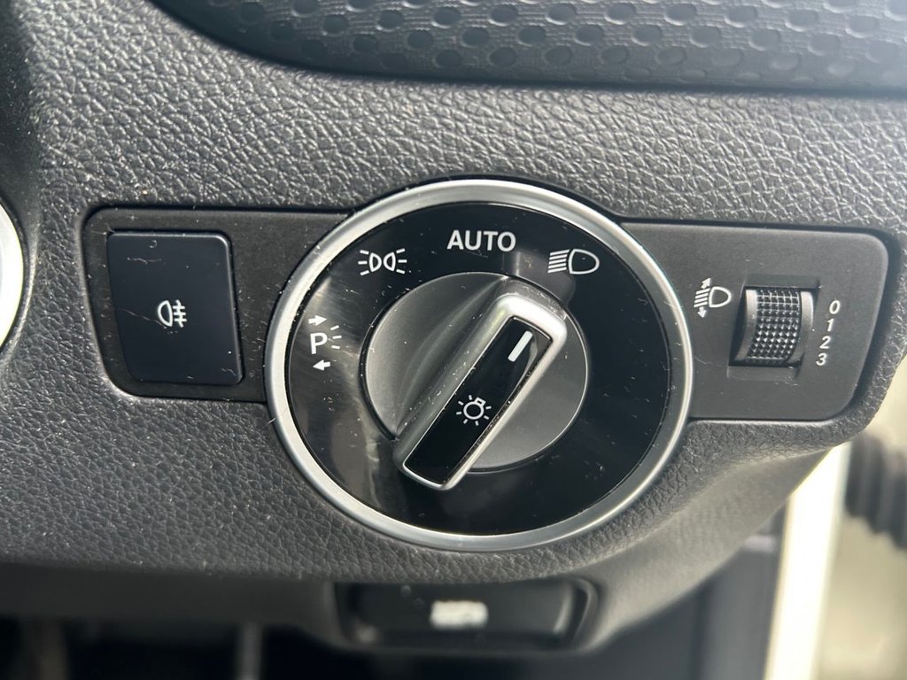 Used Mercedes-Benz A-Class 2018 for sale - 76962673: Photo 19