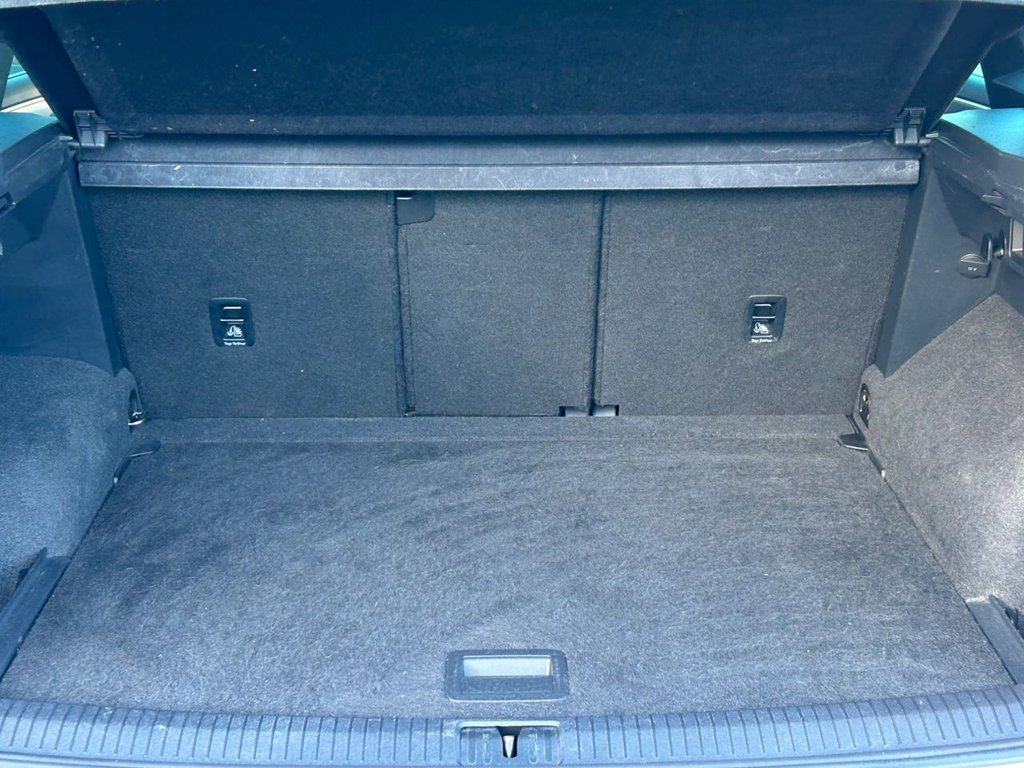 Used Volkswagen Tiguan 2016 for sale - 76386063: Photo 8