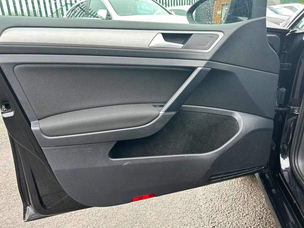 Used Volkswagen Golf 2015 for sale - 77719605: Photo 16