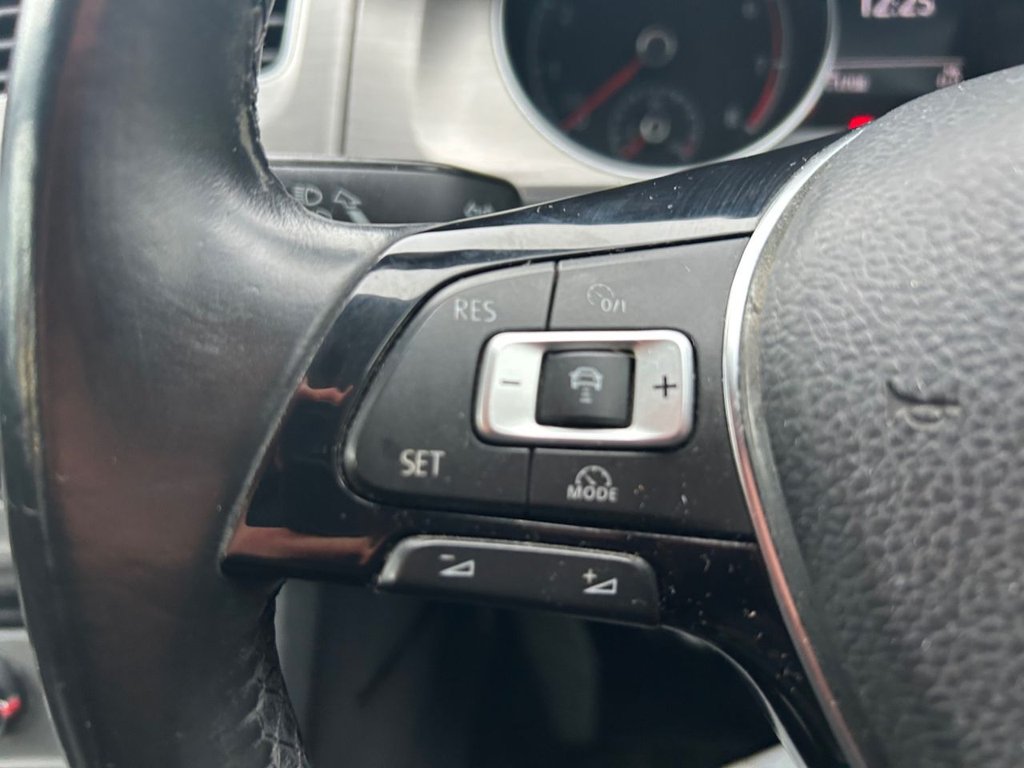 Used Volkswagen Golf 2015 for sale - 77719605: Photo 31