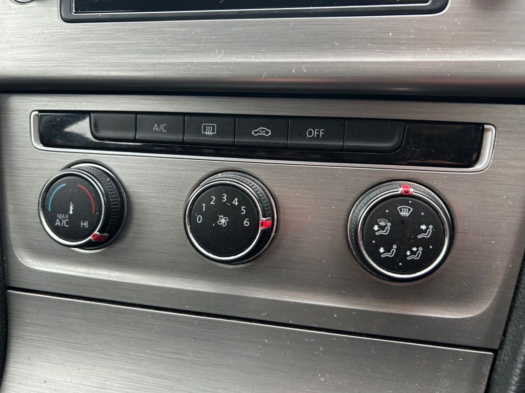 Used Volkswagen Golf 2015 for sale - 77719605: Photo 44