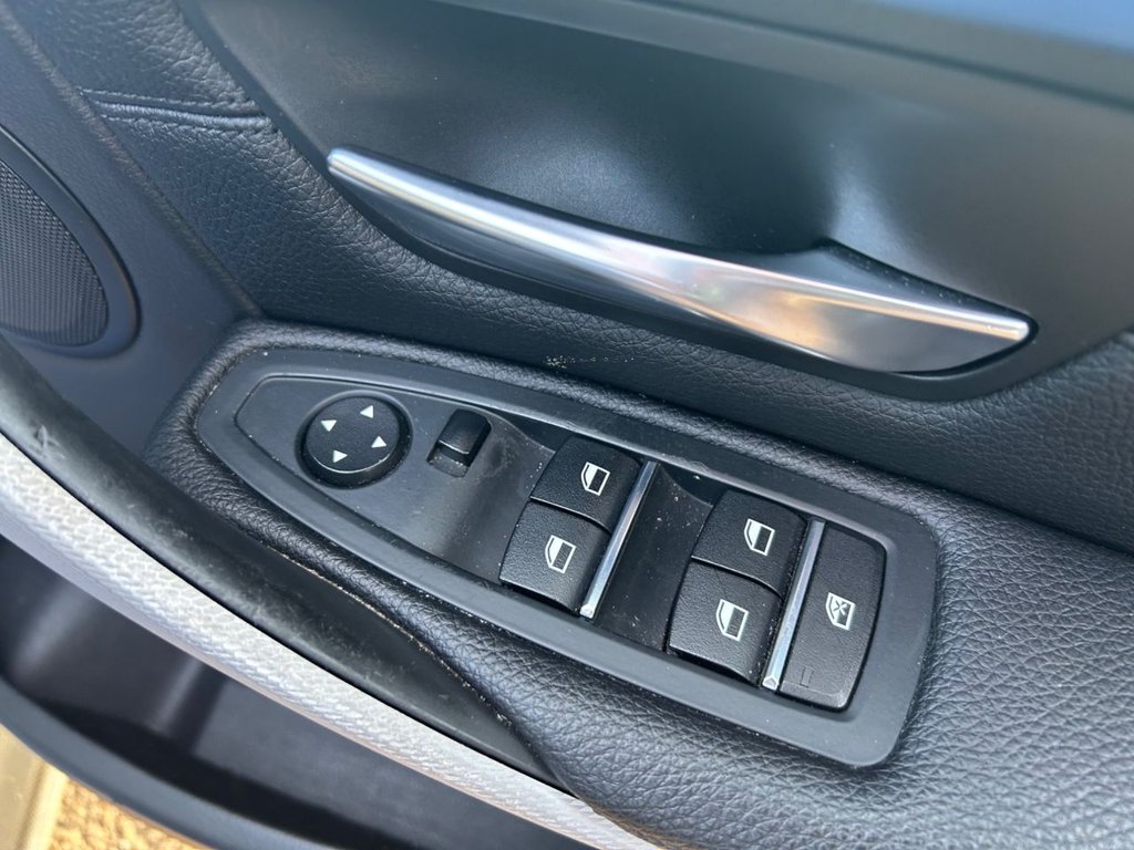 Used BMW 3 Series 2017 for sale - 77139860: Photo 27