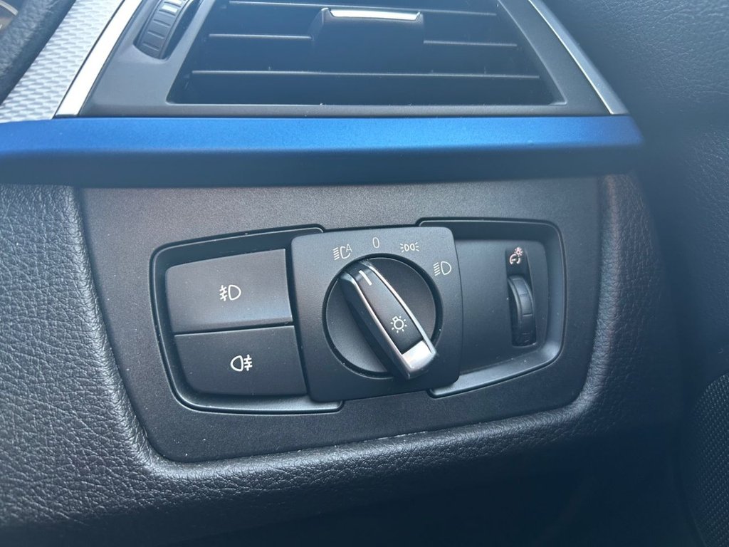 Used BMW 3 Series 2017 for sale - 77139860: Photo 35