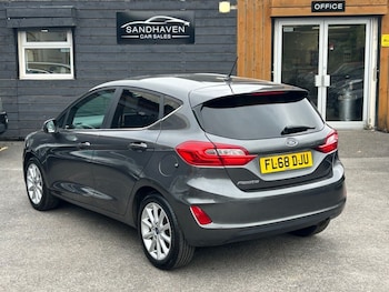 Used Ford Fiesta 2018 for sale - 79221017: Photo