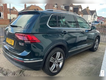 Used Volkswagen Tiguan 2017 for sale - 77920416: Photo