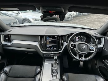 Used Volvo XC60 2018 for sale - 78793213: Photo