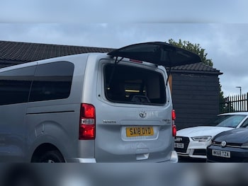 Used Toyota PROACE CITY Verso 2018 for sale - 77007056: Photo