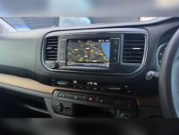 Used Toyota PROACE CITY Verso 2018 for sale - 77007056: Photo