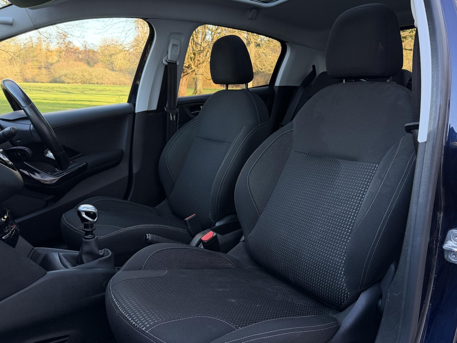 Used Peugeot 208 2019 for sale - 77057043: Photo 21