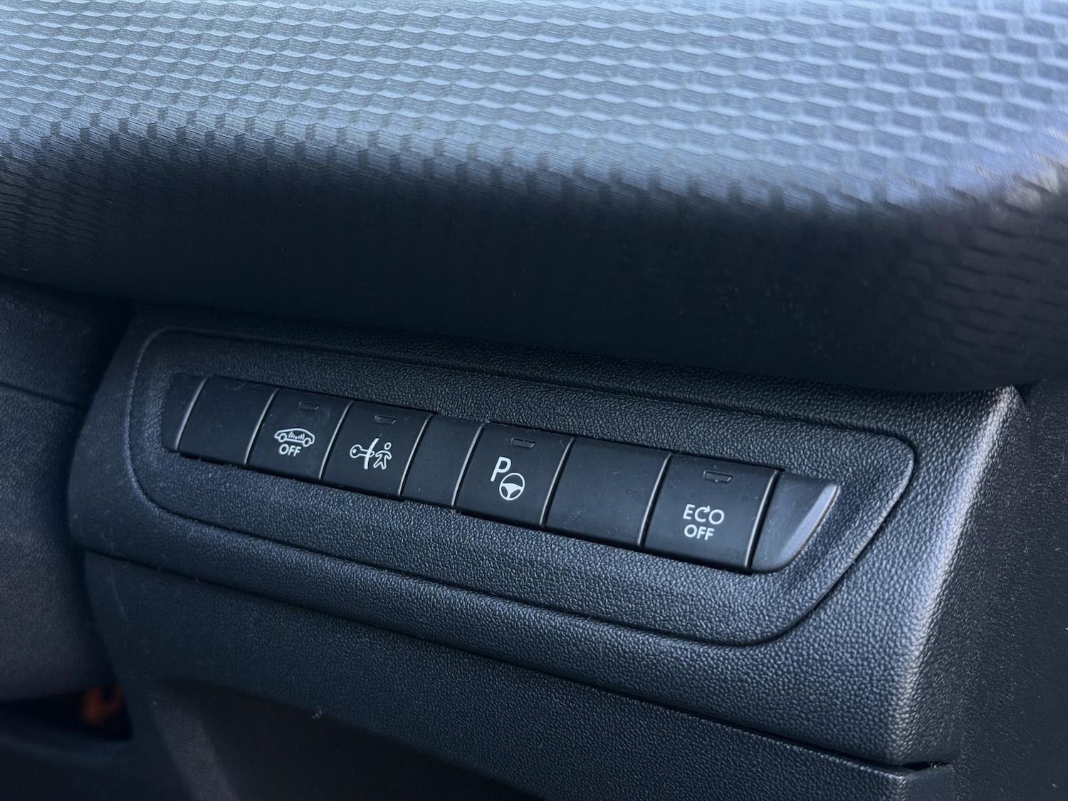 Used Peugeot 208 2019 for sale - 77057043: Photo 48