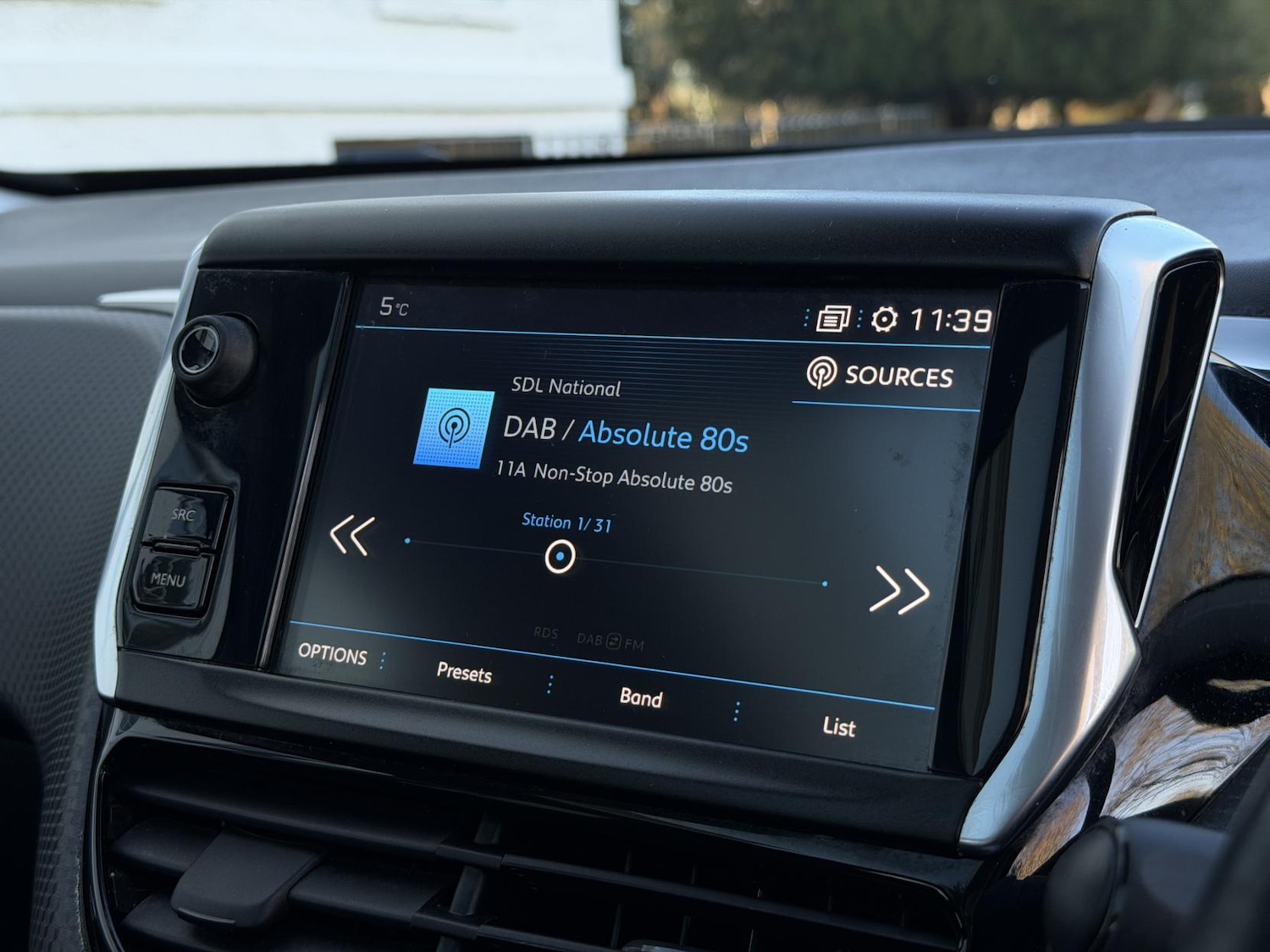 Used Peugeot 208 2019 for sale - 77057043: Photo 50