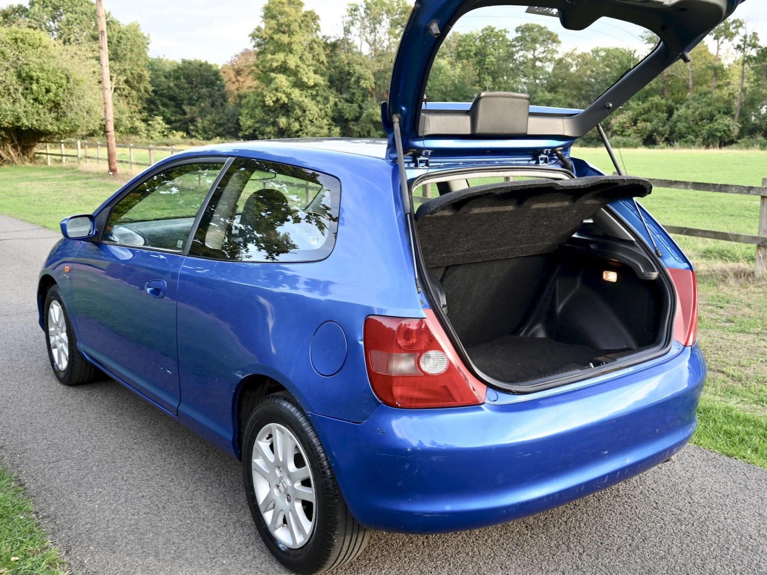 Used Honda Civic 2002 for sale - 77342972: Photo 10