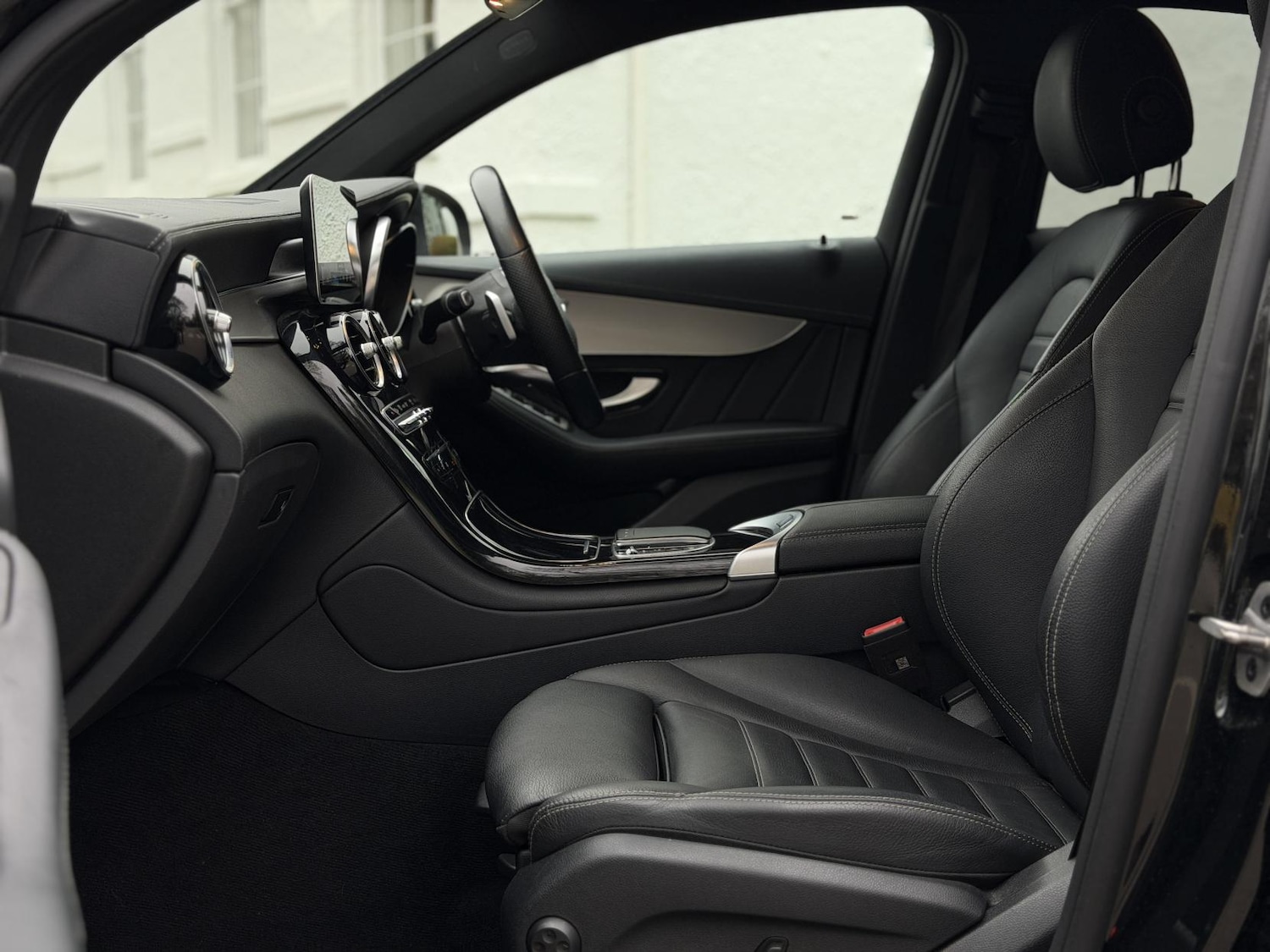 Used Mercedes-Benz GLC 2023 for sale - 77595819: Photo 55