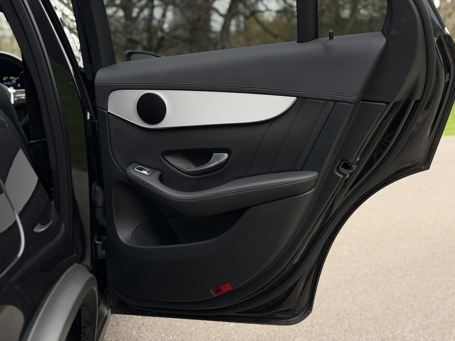 Used Mercedes-Benz GLC 2023 for sale - 77595819: Photo 60