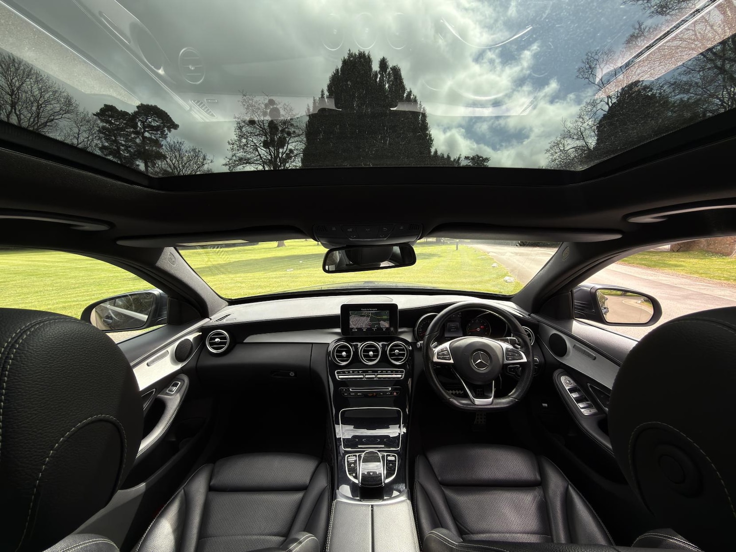 Used Mercedes-Benz C Class 2015 for sale - 78133874: Photo 11