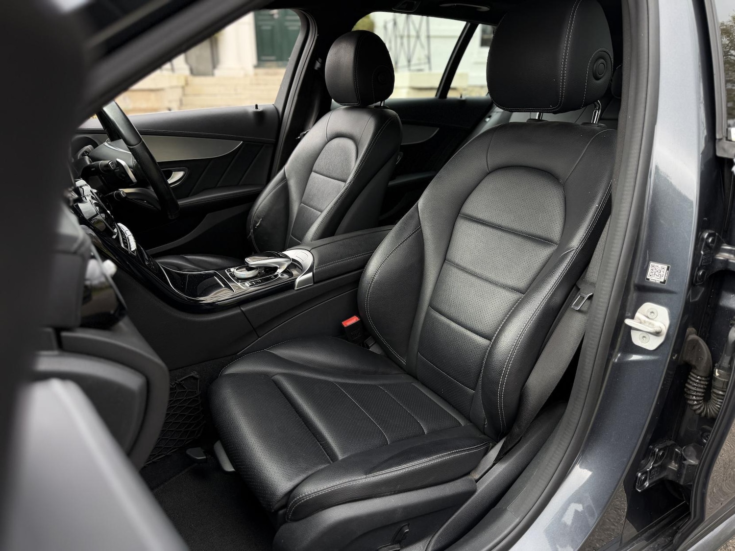 Used Mercedes-Benz C Class 2015 for sale - 78133874: Photo 12