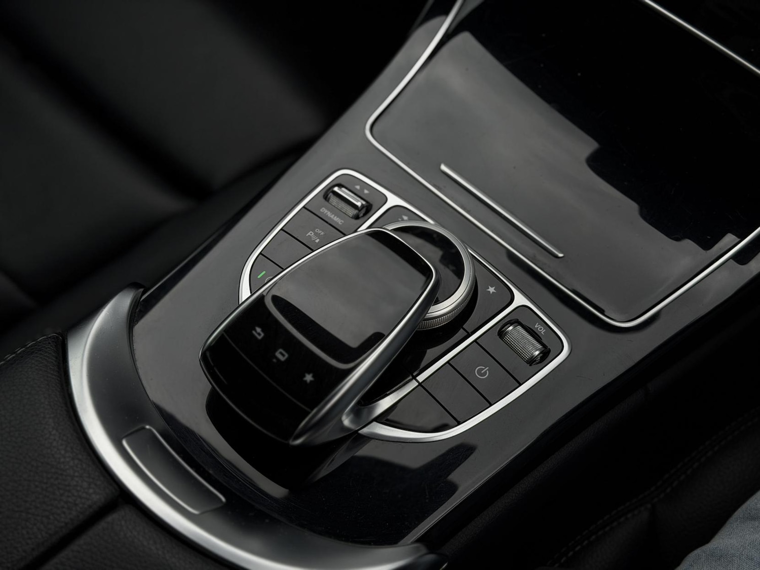 Used Mercedes-Benz C Class 2015 for sale - 78133874: Photo 18