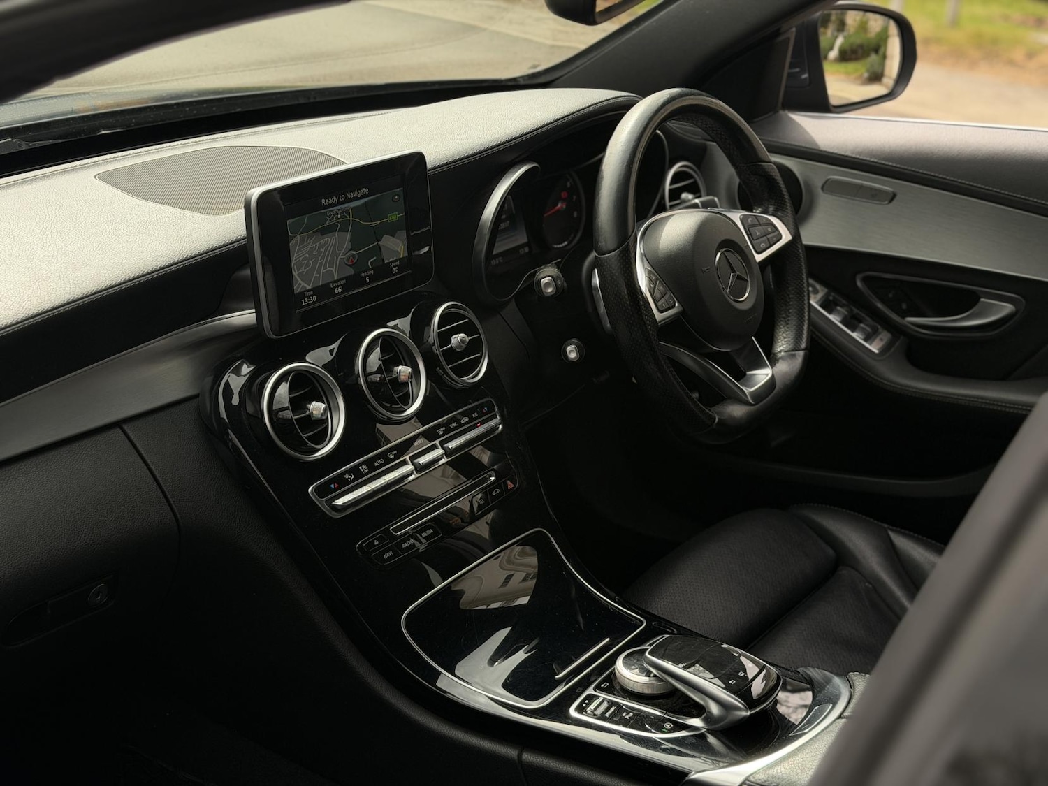 Used Mercedes-Benz C Class 2015 for sale - 78133874: Photo 56