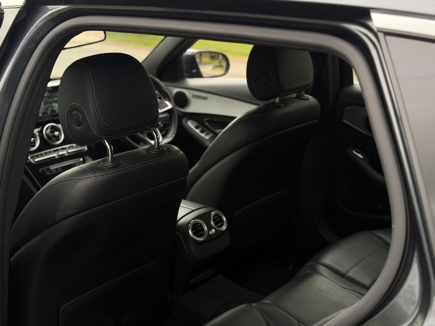 Used Mercedes-Benz C Class 2015 for sale - 78133874: Photo 59