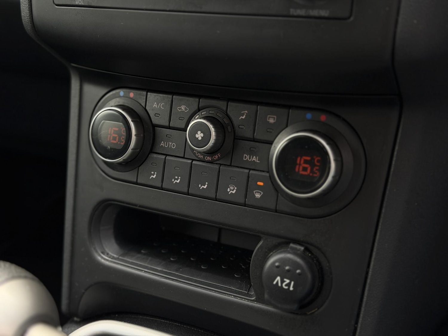 Used Nissan Qashqai 2013 for sale - 78133878: Photo 17