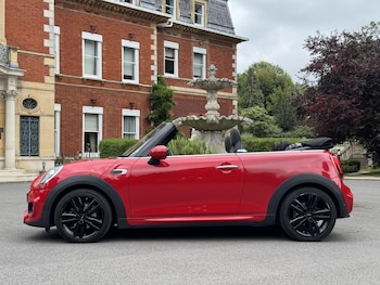 Used MINI Convertible 2019 for sale - 75612815: Photo