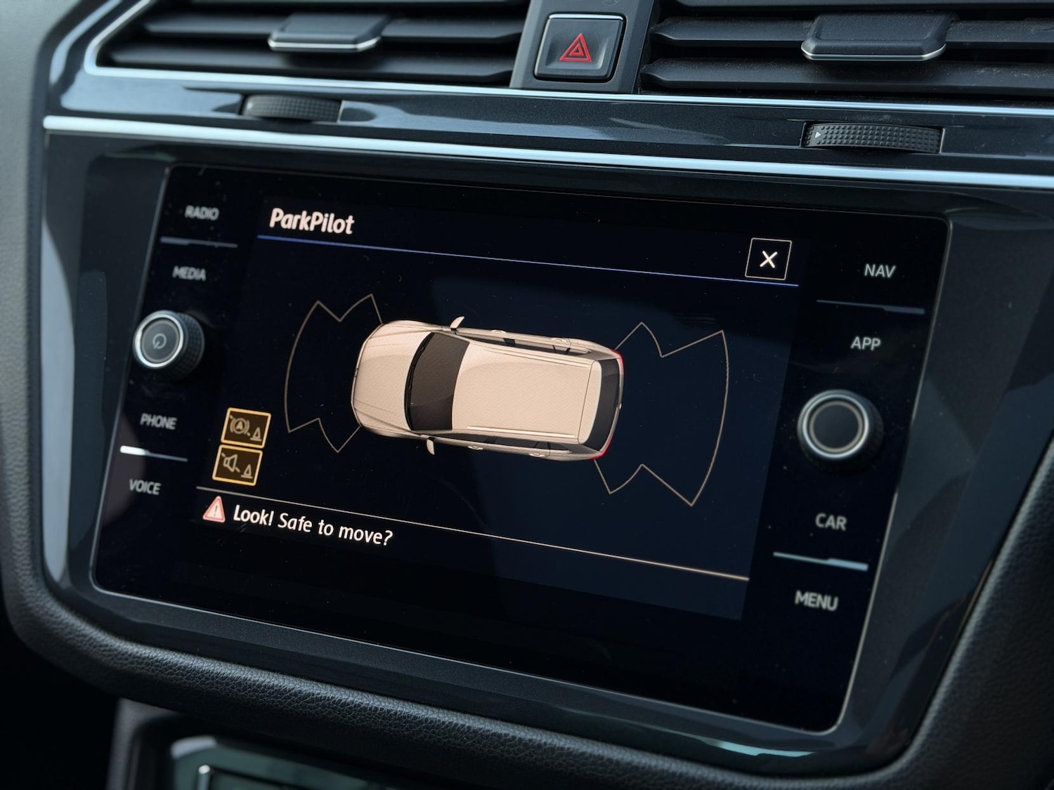 Used Volkswagen Tiguan 2018 for sale - 77101456: Photo 21