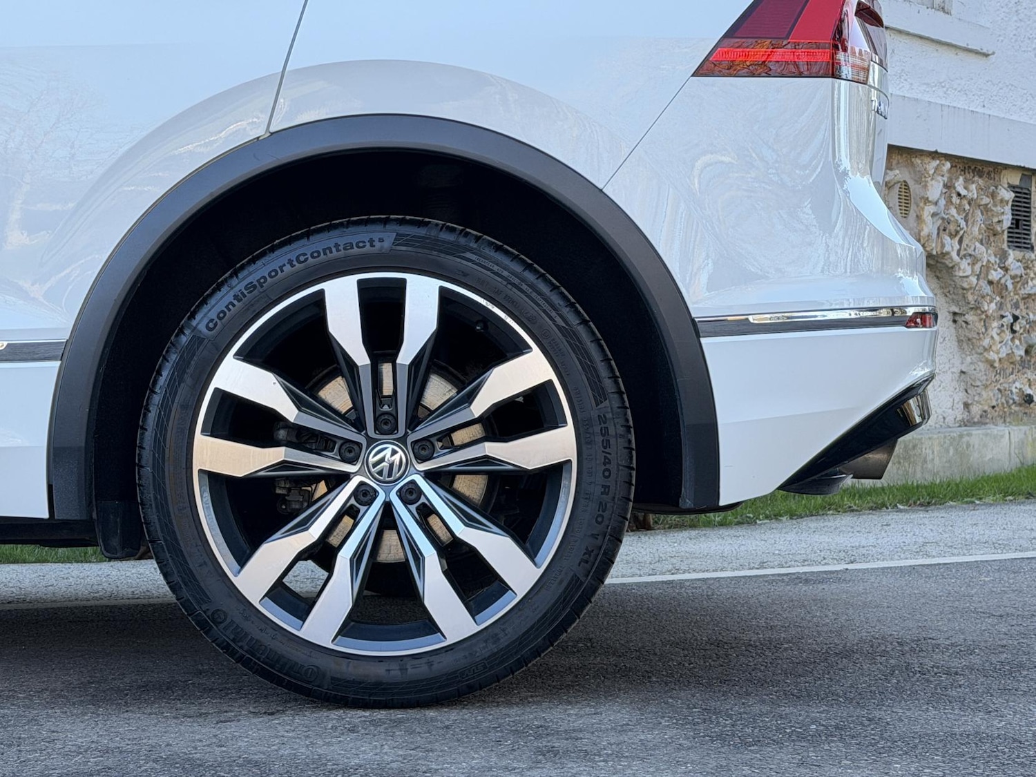 Used Volkswagen Tiguan 2018 for sale - 77101456: Photo 33