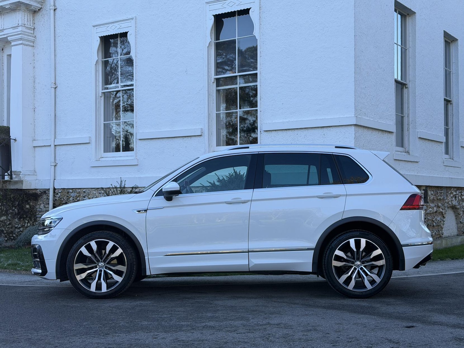 Used Volkswagen Tiguan 2018 for sale - 77101456: Photo 4