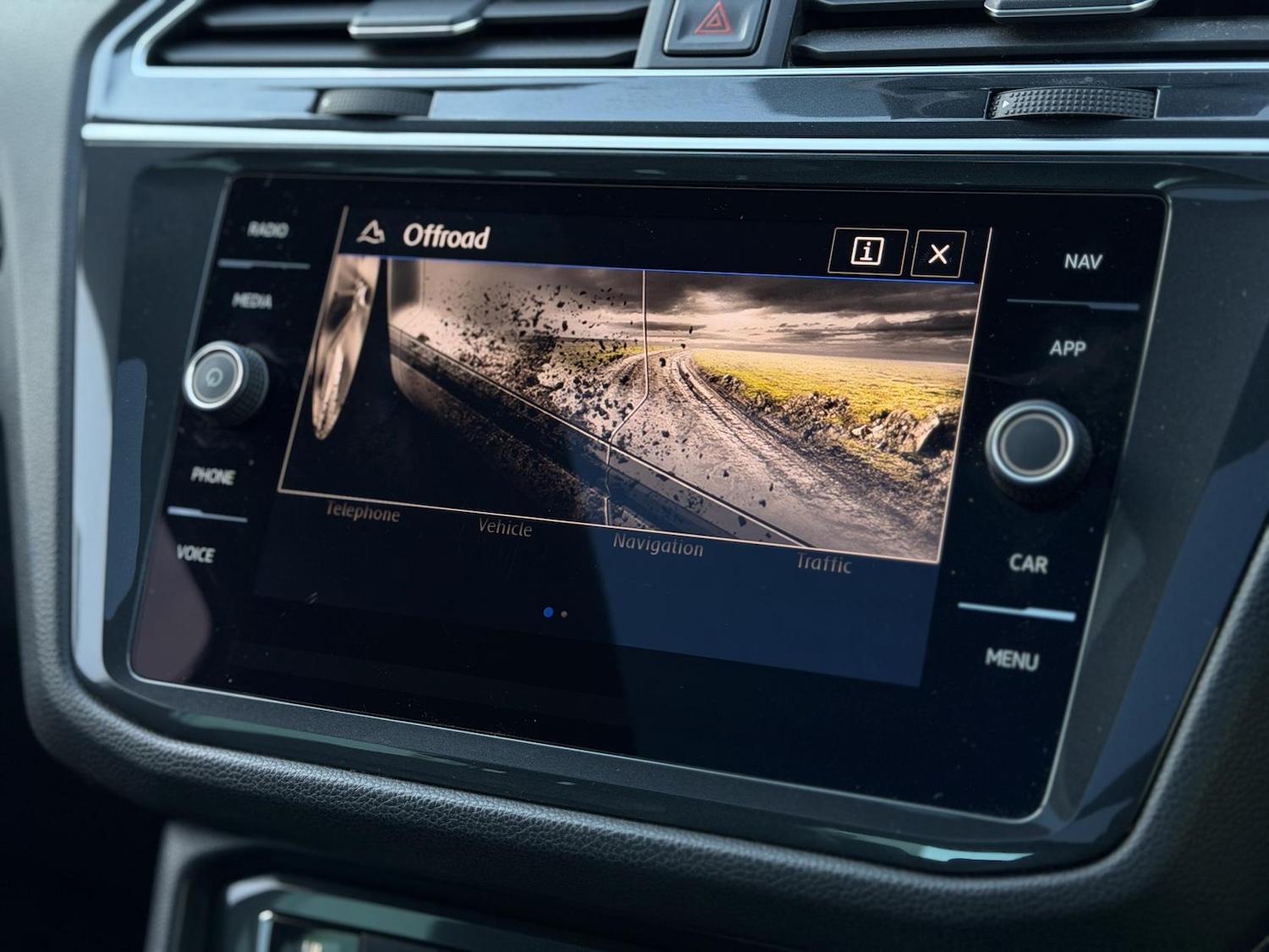 Used Volkswagen Tiguan 2018 for sale - 77101456: Photo 60