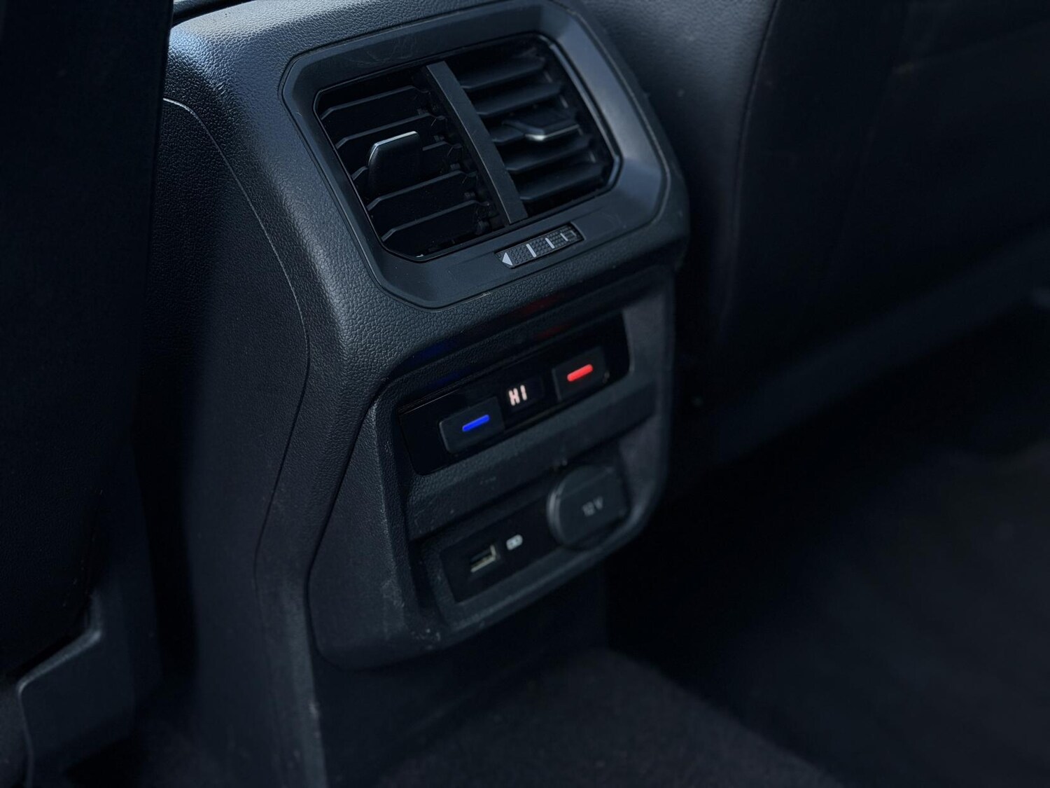 Used Volkswagen Tiguan 2018 for sale - 77101456: Photo 71