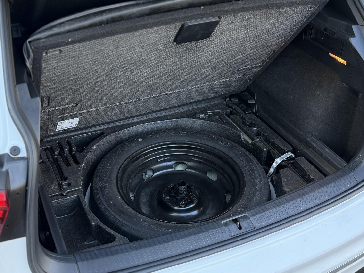 Used Volkswagen Tiguan 2018 for sale - 77101456: Photo 77