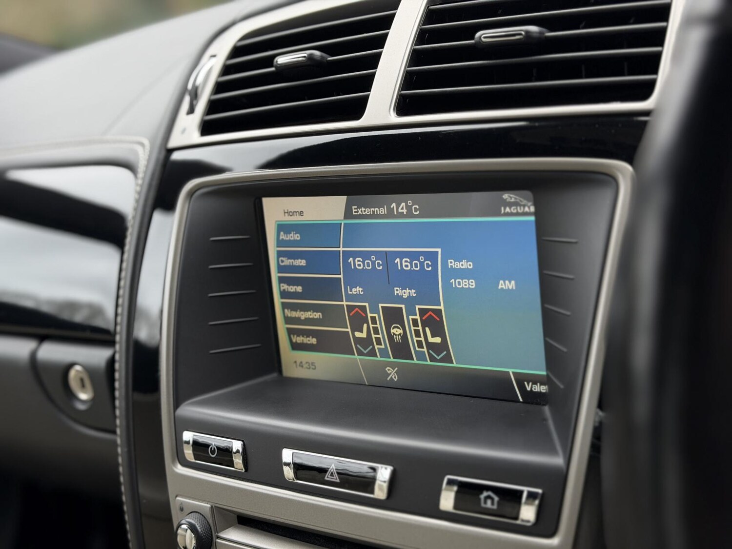 Used Jaguar XK 2010 for sale - 77636314: Photo 15