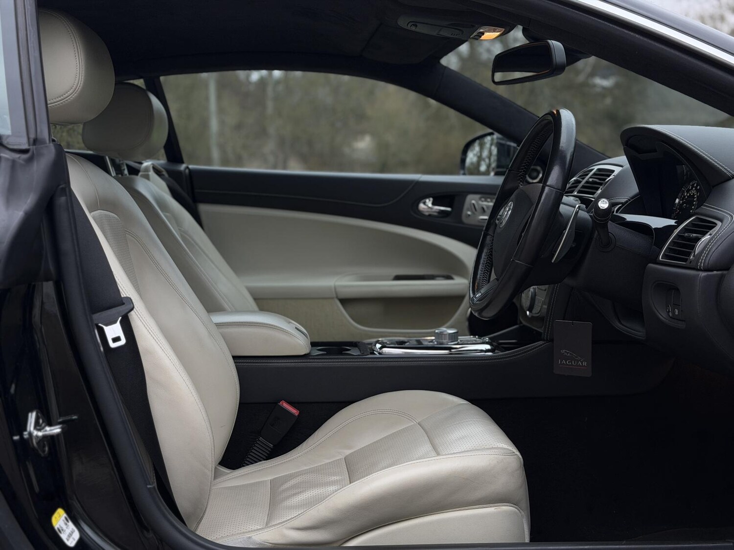 Used Jaguar XK 2010 for sale - 77636314: Photo 51