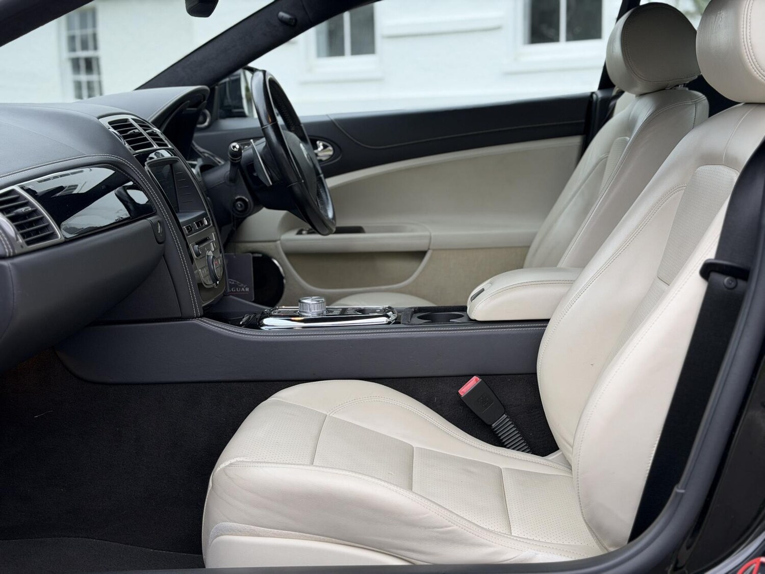 Used Jaguar XK 2010 for sale - 77636314: Photo 54