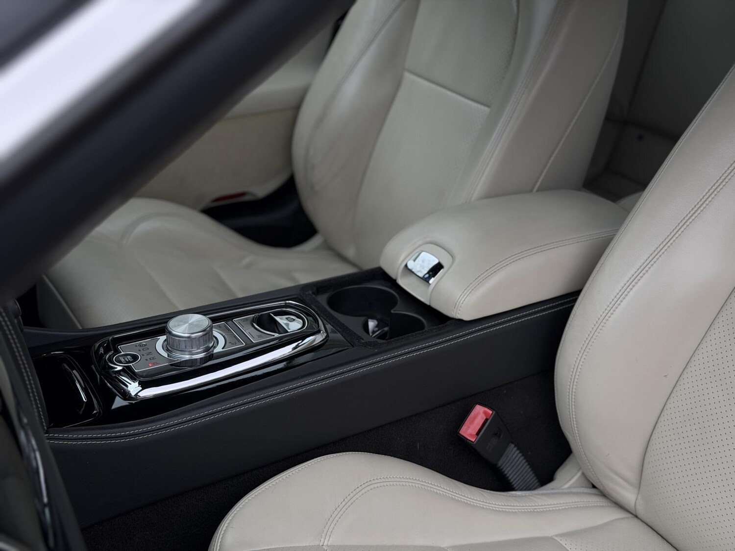 Used Jaguar XK 2010 for sale - 77636314: Photo 56