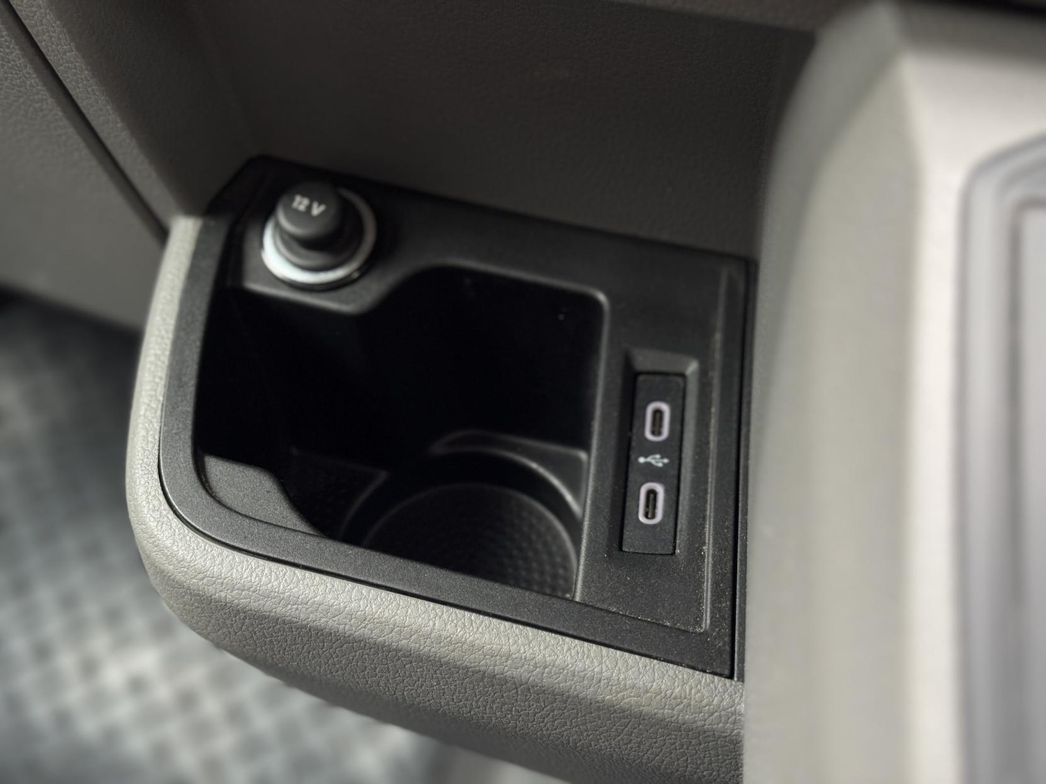 Used Volkswagen Transporter 2023 for sale - 76322583: Photo 54