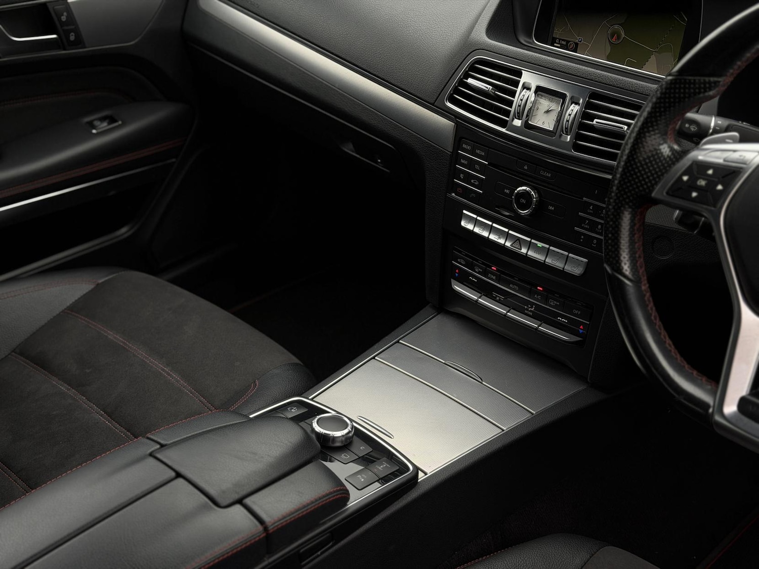 Used Mercedes-Benz E Class 2015 for sale - 77483813: Photo 10