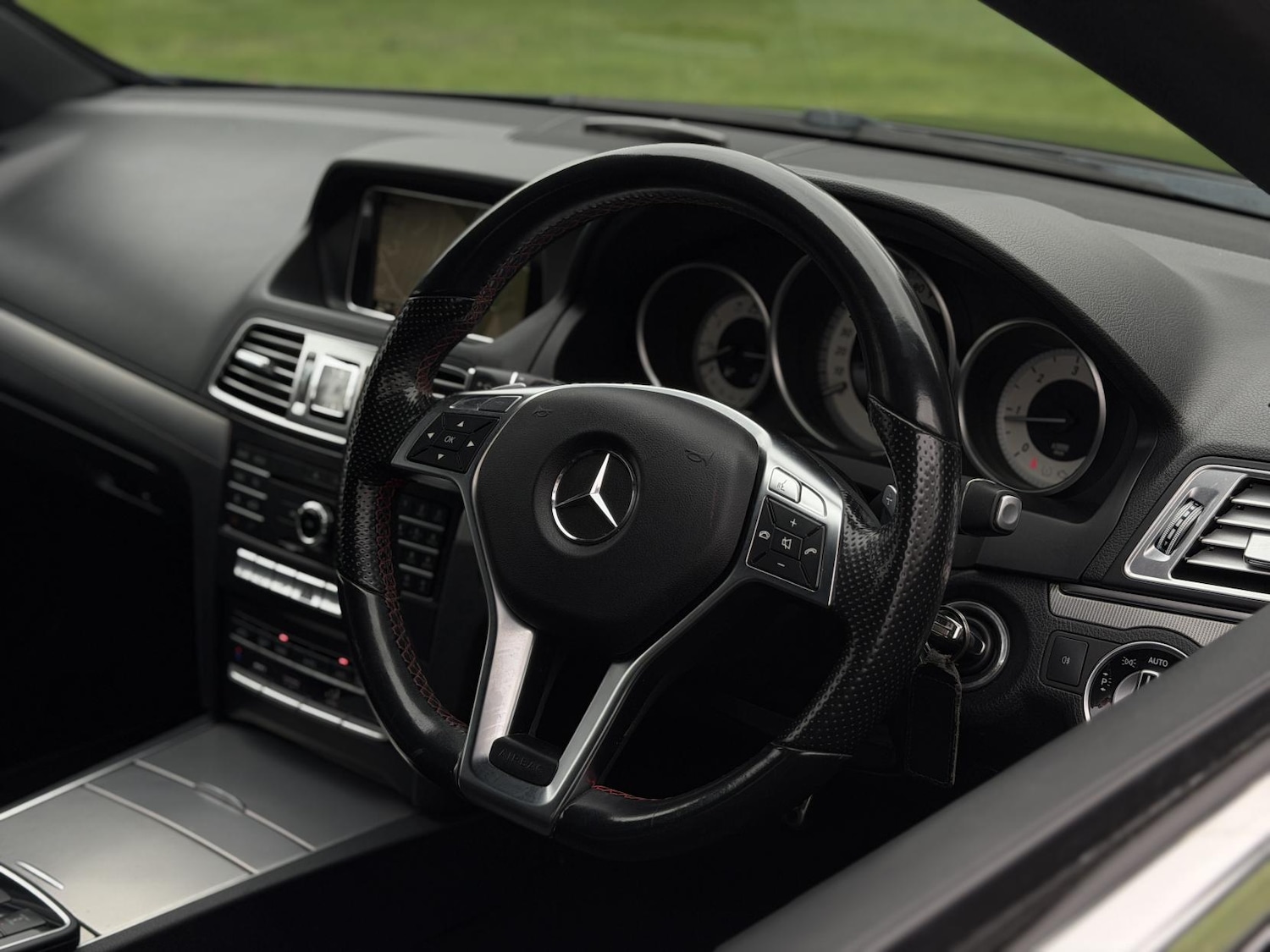 Used Mercedes-Benz E Class 2015 for sale - 77483813: Photo 9