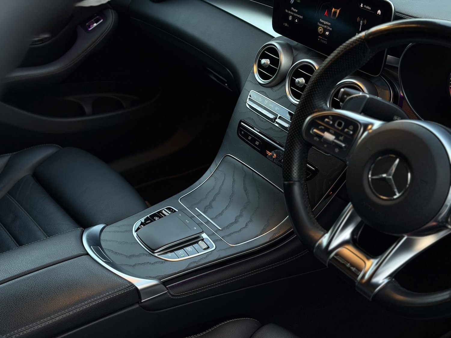 Used Mercedes-Benz GLC 2019 for sale - 77837381: Photo 11