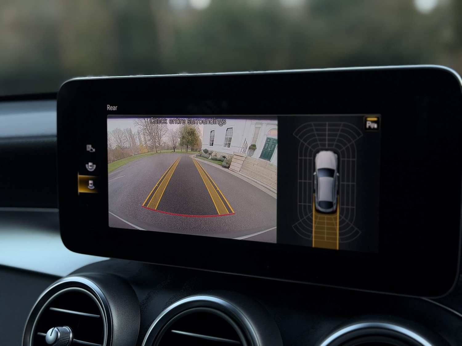 Used Mercedes-Benz GLC 2019 for sale - 77837381: Photo 18