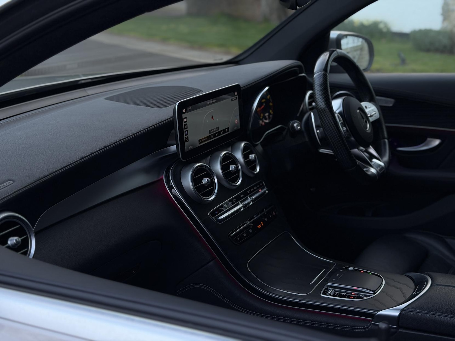 Used Mercedes-Benz GLC 2019 for sale - 77837381: Photo 64