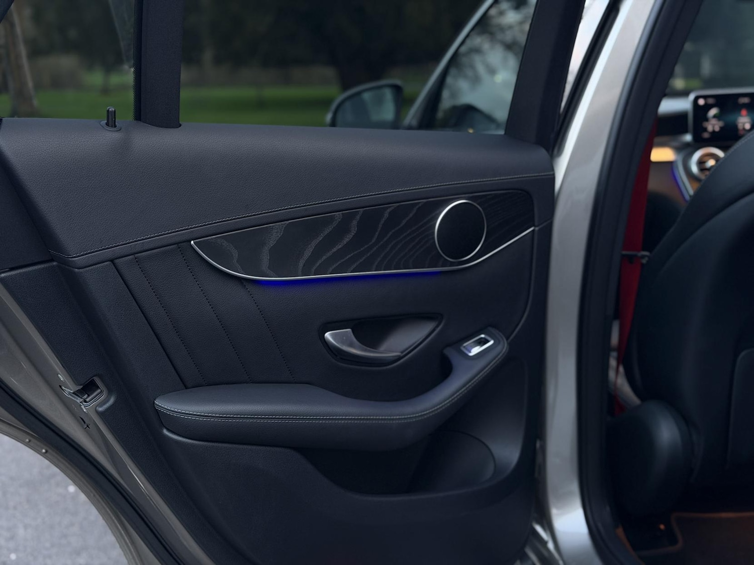 Used Mercedes-Benz GLC 2019 for sale - 77837381: Photo 69