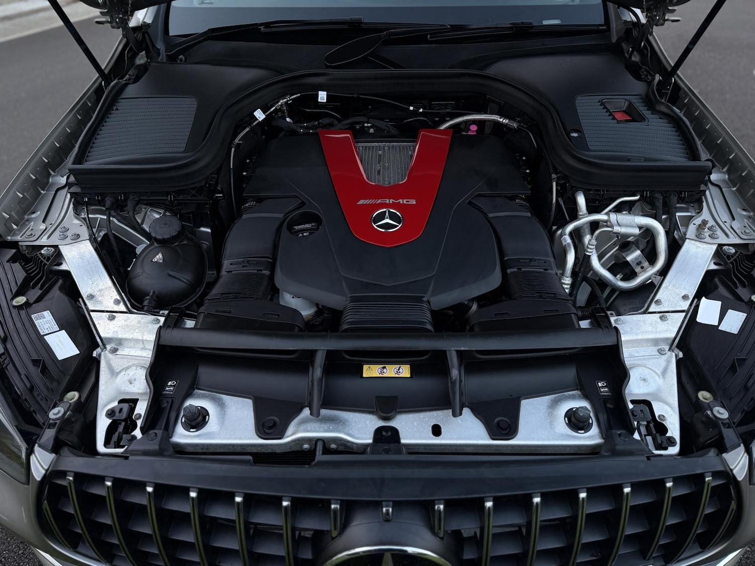 Used Mercedes-Benz GLC 2019 for sale - 77837381: Photo 76