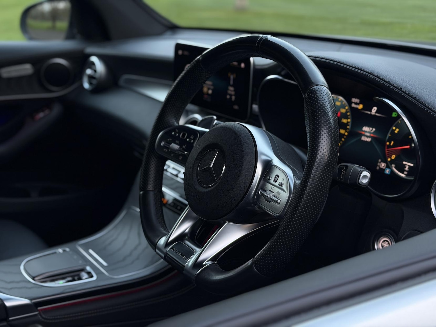 Used Mercedes-Benz GLC 2019 for sale - 77837381: Photo 9