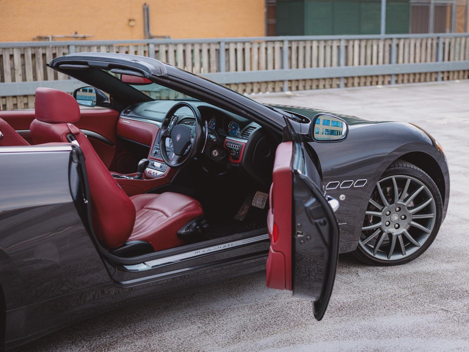 Used Maserati GranCabrio 2011 for sale - 77339624: Photo 24