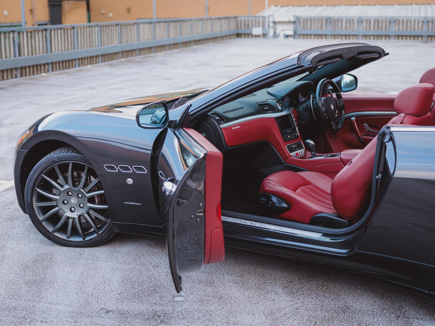 Used Maserati GranCabrio 2011 for sale - 77339624: Photo 32