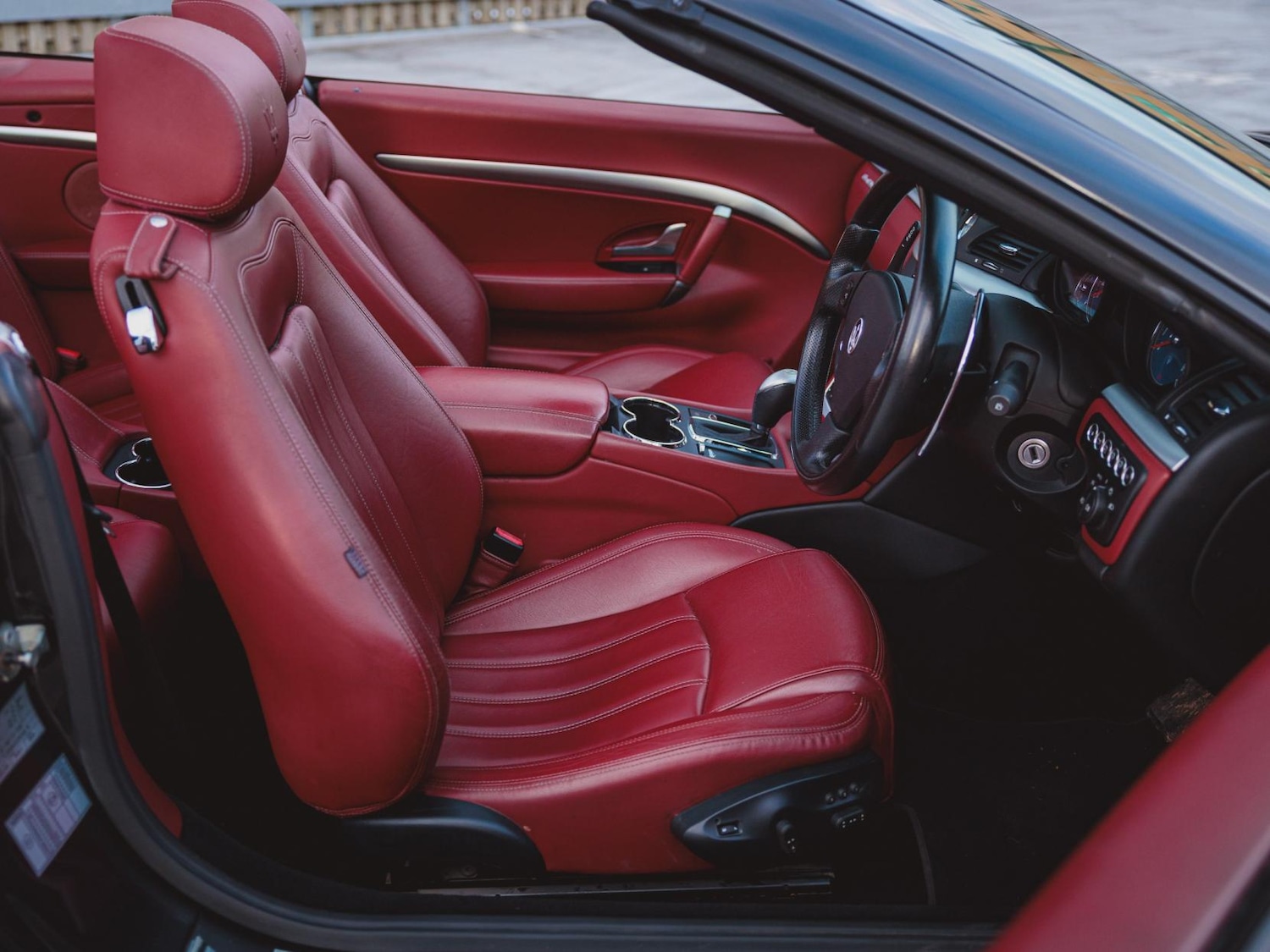 Used Maserati GranCabrio 2011 for sale - 77339624: Photo 37