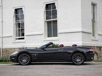 Used Maserati GranCabrio 2011 for sale - 77339624: Photo