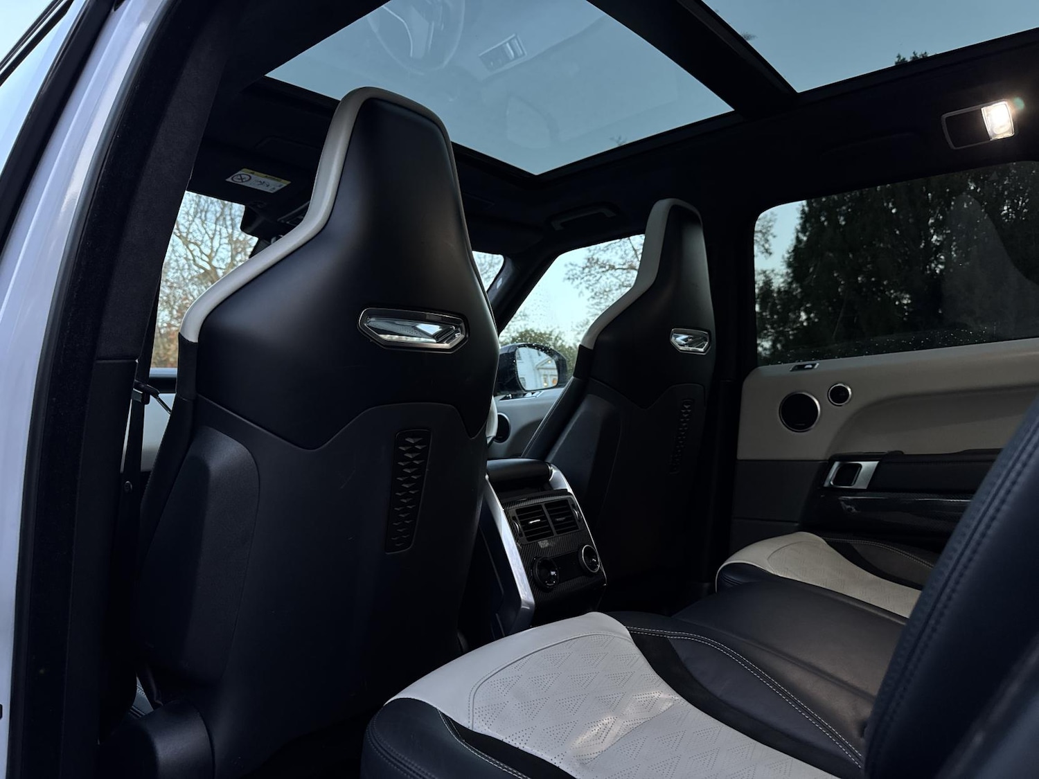 Used Land Rover Range Rover Sport 2019 for sale - 76714086: Photo 77