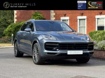 2018 - 4.0T V8 Turbo SUV 5dr Petrol TiptronicS 4WD Euro 6 (s/s) (550 ps)